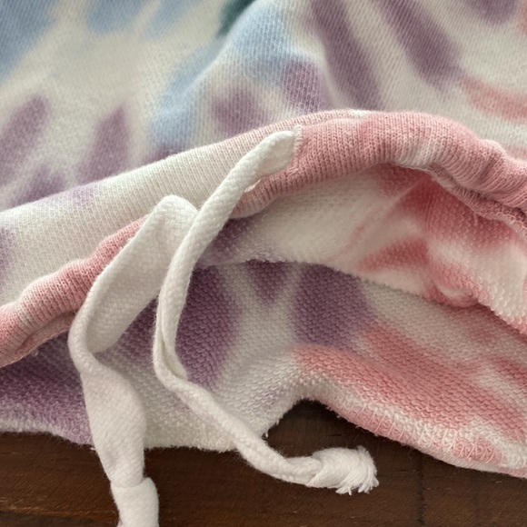 LUCKY BRAND Tie Dye cropped drawstring sweatshirt XS (New w/out tags) - Picture 3 of 12